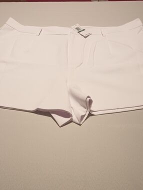 Crisp White Trouser Women's Skort - Modern Everyday Elegance